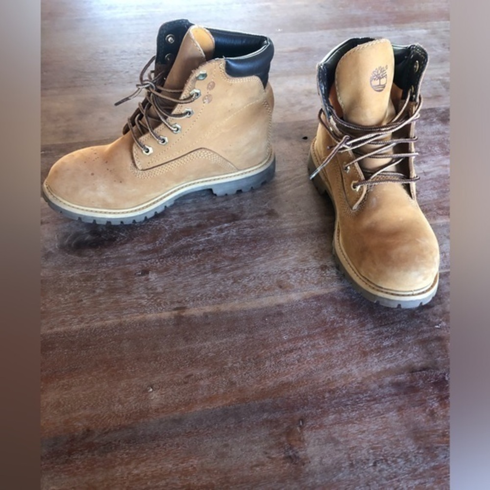 Timberland Tan Boots